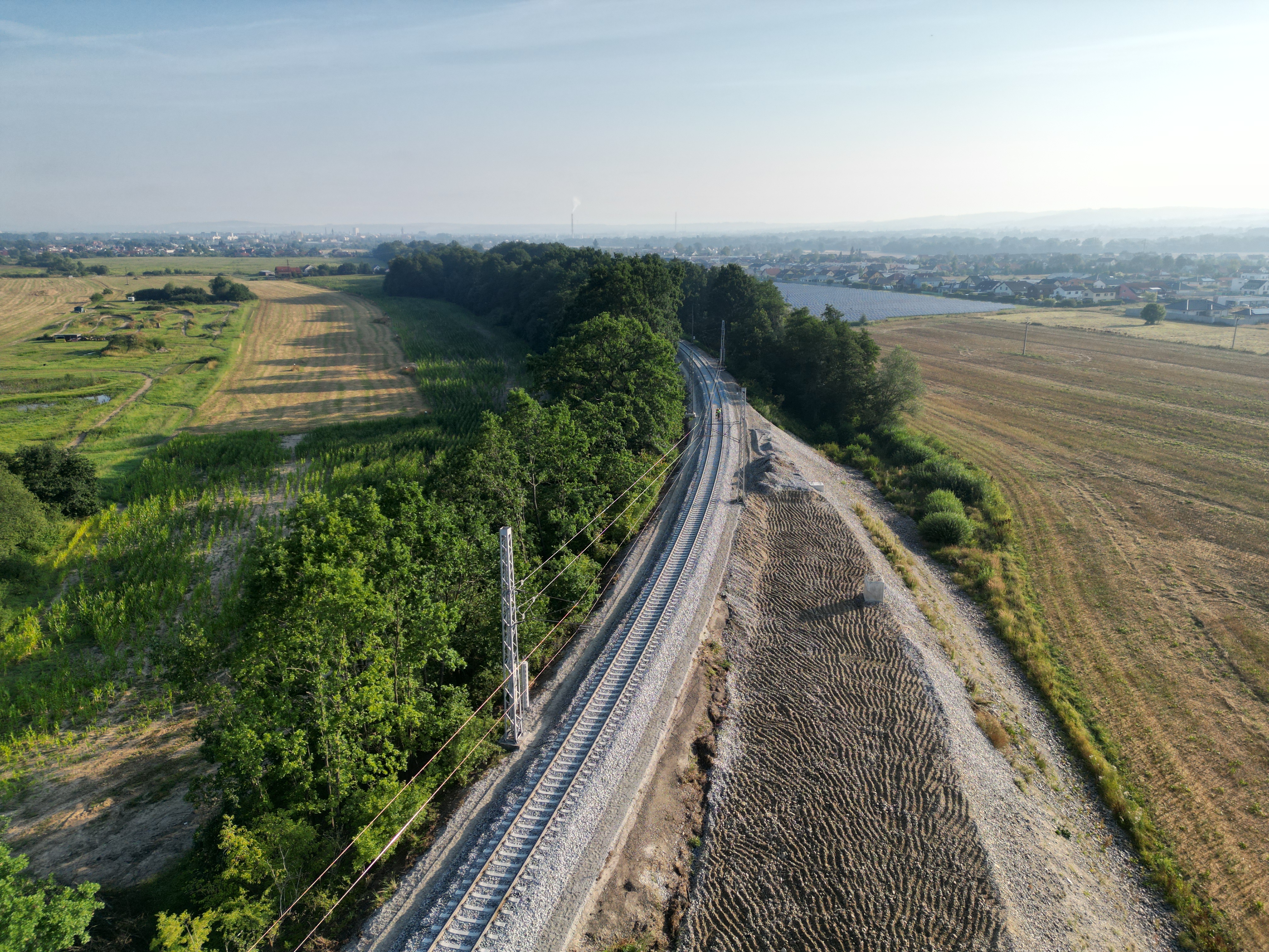 Březen 2024